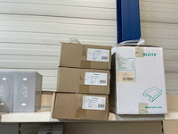 Kantoorartikelen op 18 legborden en 4 pallets - afbeelding 2 van  35