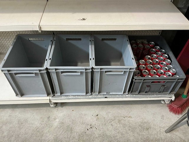 Kantoorartikelen op 18 legborden en 4 pallets - afbeelding 14 van  35