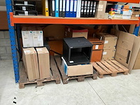 Kantoorartikelen op 18 legborden en 4 pallets - afbeelding 30 van  35