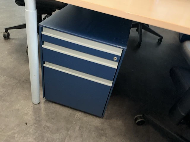 Kantoorinhoud - afbeelding 6 van  10