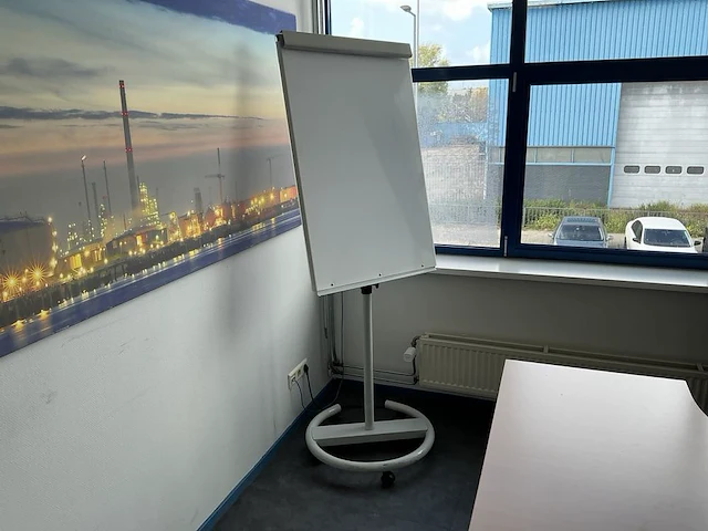 Kantoorinhoud - afbeelding 8 van  8