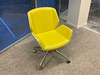 Kantoorinrichting met bedrijfskeuken en kantine i.v.m. bedrijfsverhuizing