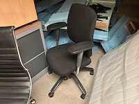 Kantoorinventaris & demonstratie toebehoren (2x) - afbeelding 1 van  13