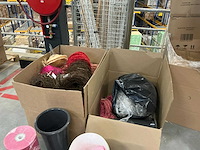 Kantoorinventaris en diverse - afbeelding 22 van  31