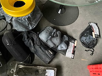 Kantoorinventaris en toebehoren - afbeelding 4 van  7