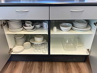 Kantoorinventaris, keukenbenodigdheden en fitnesstoebehoren - afbeelding 20 van  20