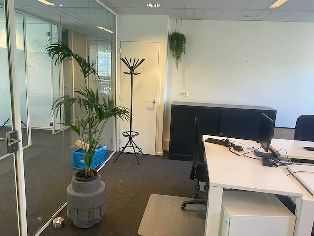 Kantoorinventaris - afbeelding 3 van  28