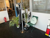 Kantoorinventaris - afbeelding 1 van  8