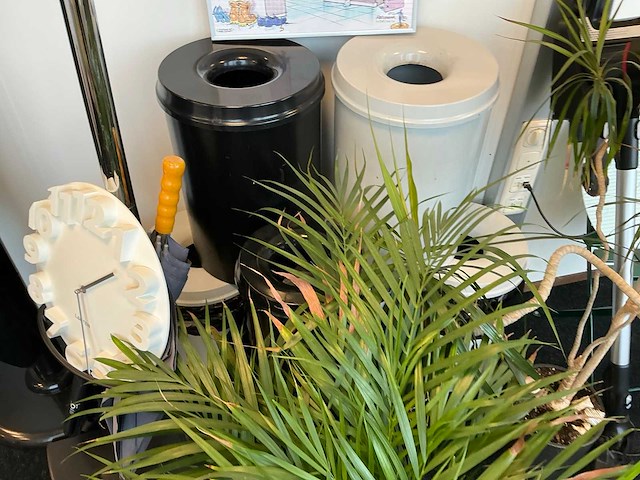 Kantoorinventaris - afbeelding 5 van  8