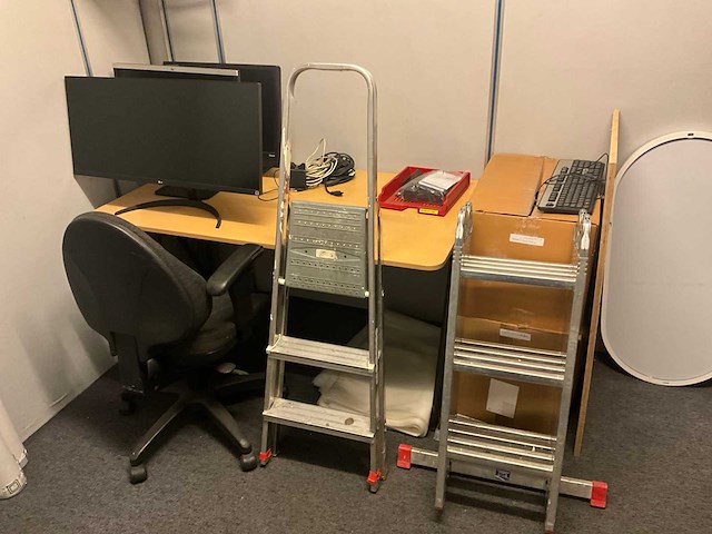 Kantoorinventaris - afbeelding 13 van  16