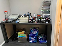 Kantoorinventaris - afbeelding 1 van  8