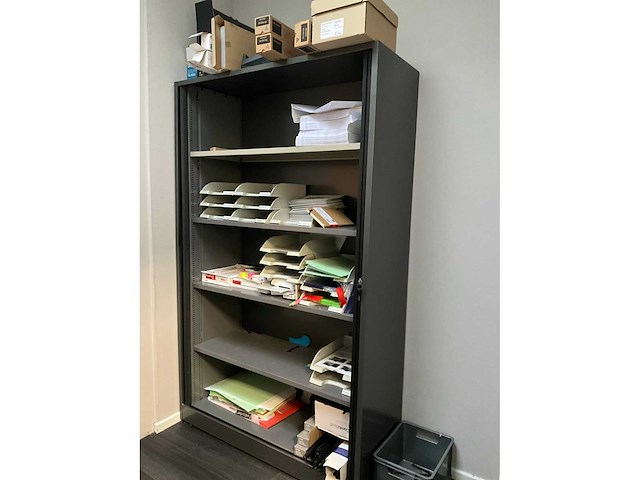 Kantoorinventaris - afbeelding 2 van  8