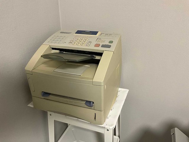 Kantoorinventaris - afbeelding 4 van  8