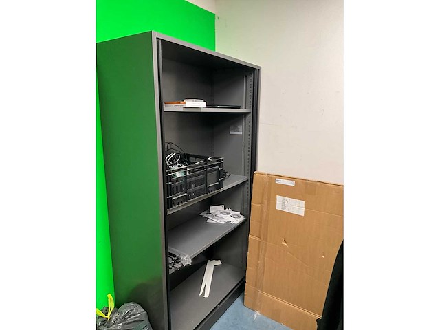 Kantoorinventaris - afbeelding 3 van  4