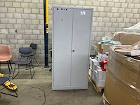 Kantoorinventaris - afbeelding 5 van  8