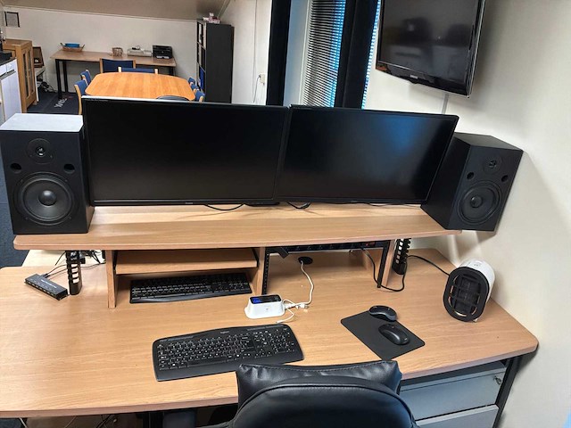 Kantoorinventaris - afbeelding 11 van  16