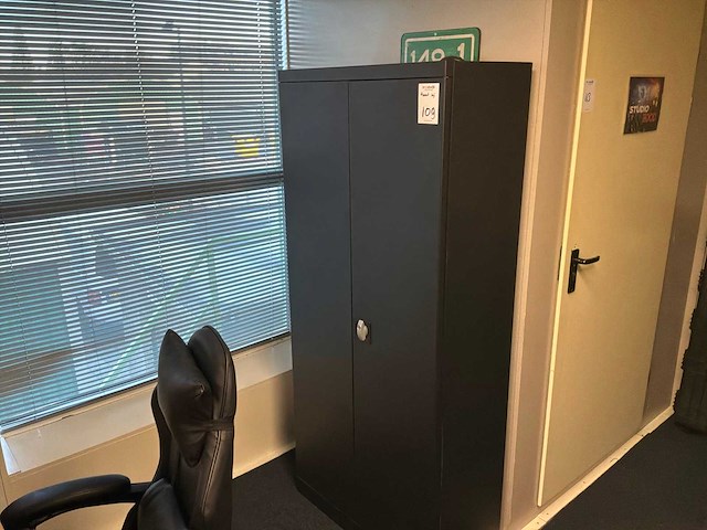 Kantoorinventaris - afbeelding 12 van  16