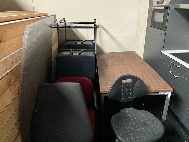 Kantoorinventaris - afbeelding 4 van  5