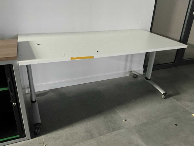 Kantoorinventaris - afbeelding 5 van  5