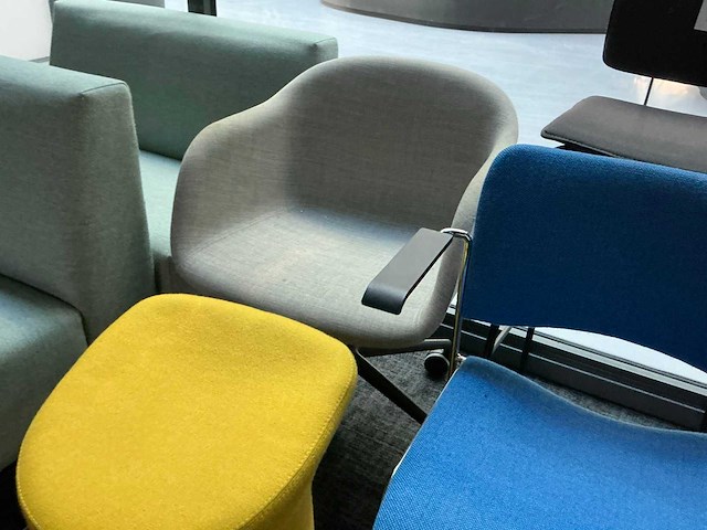 Kantoorinventaris - afbeelding 4 van  6