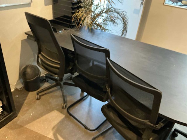 Kantoorinventaris - afbeelding 6 van  7