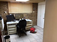 Kantoorinventaris - afbeelding 1 van  8