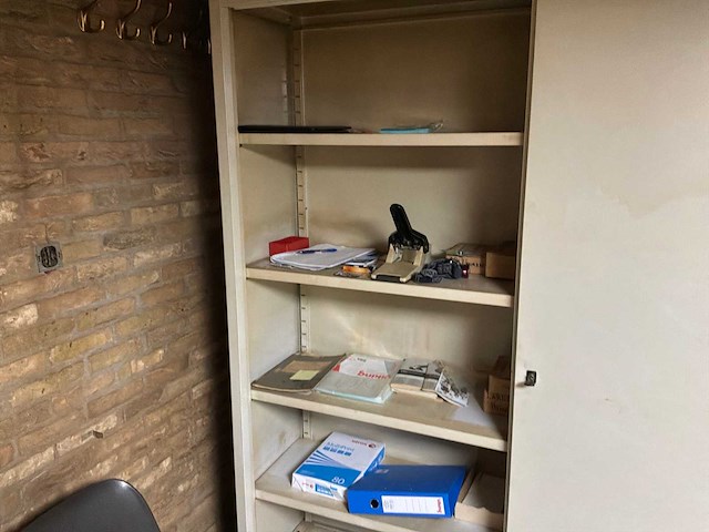 Kantoorinventaris - afbeelding 6 van  8