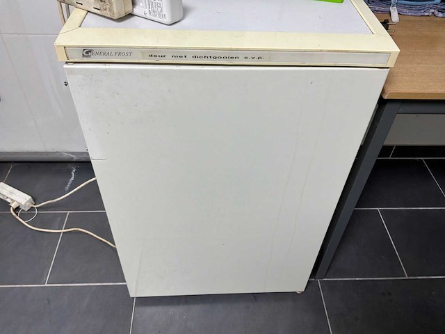 Kantoorinventaris - afbeelding 10 van  22