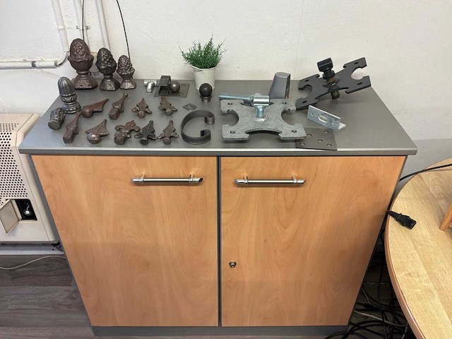 Kantoorinventaris - afbeelding 19 van  22