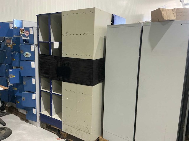 Kantoorinventaris - afbeelding 1 van  6