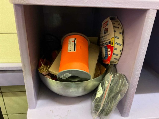 Kantoorinventaris - afbeelding 2 van  18