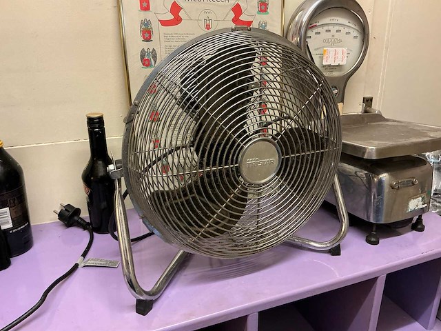 Kantoorinventaris - afbeelding 18 van  18