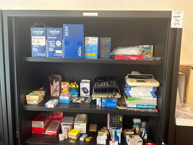 Kantoorinventaris - afbeelding 7 van  17