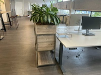 Kantoorinventaris - afbeelding 21 van  24