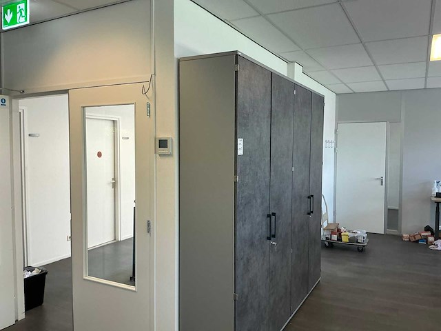 Kantoorinventaris - afbeelding 10 van  21