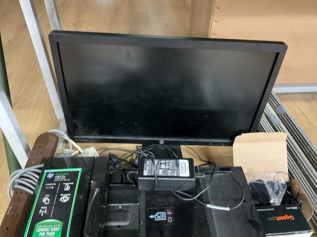 Kantoorinventaris - afbeelding 4 van  5