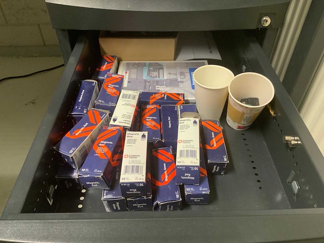 Kantoorinventaris - afbeelding 15 van  29