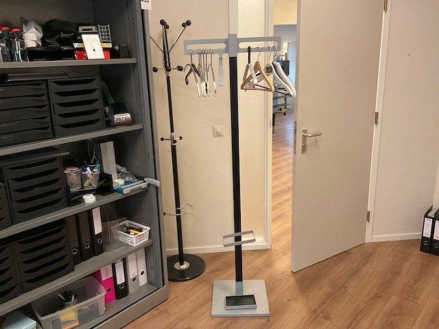 Kantoorinvetaris - afbeelding 3 van  11