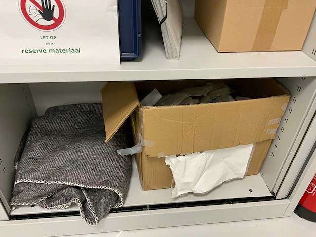 Kantoorkast inclusief inhoud bhv-middelen - afbeelding 8 van  8