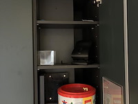 Kantoormaterialen in kasten w.o. schijfgerei, rekenmachines, brievenbakjes, etc. - afbeelding 4 van  5