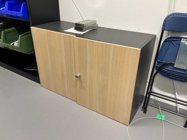 Kantoormeubilair, opbergrekken en it-accessoires - afbeelding 4 van  9