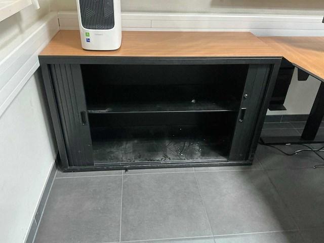 Kantoormeubilair uit kantoor - afbeelding 9 van  14