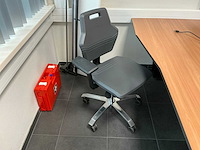 Kantoormeubilair uit kantoor - afbeelding 3 van  14