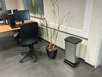 Kantoormeubilair uit kantoor - afbeelding 13 van  14