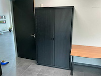 Kantoormeubilair uit ruimte - afbeelding 8 van  8