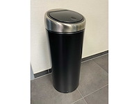 Kantoormeubilair uit ruimte - afbeelding 2 van  10