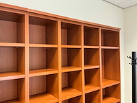 Kantoormeubilair uit ruimte - afbeelding 2 van  12