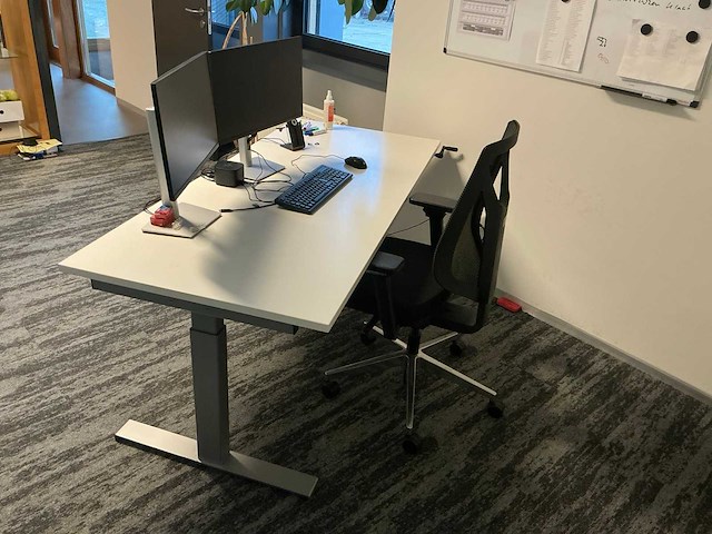 Kantoormeubilair - afbeelding 5 van  9