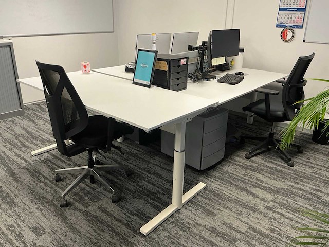 Kantoormeubilair - afbeelding 12 van  14