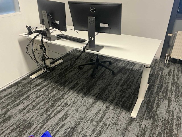 Kantoormeubilair - afbeelding 5 van  17